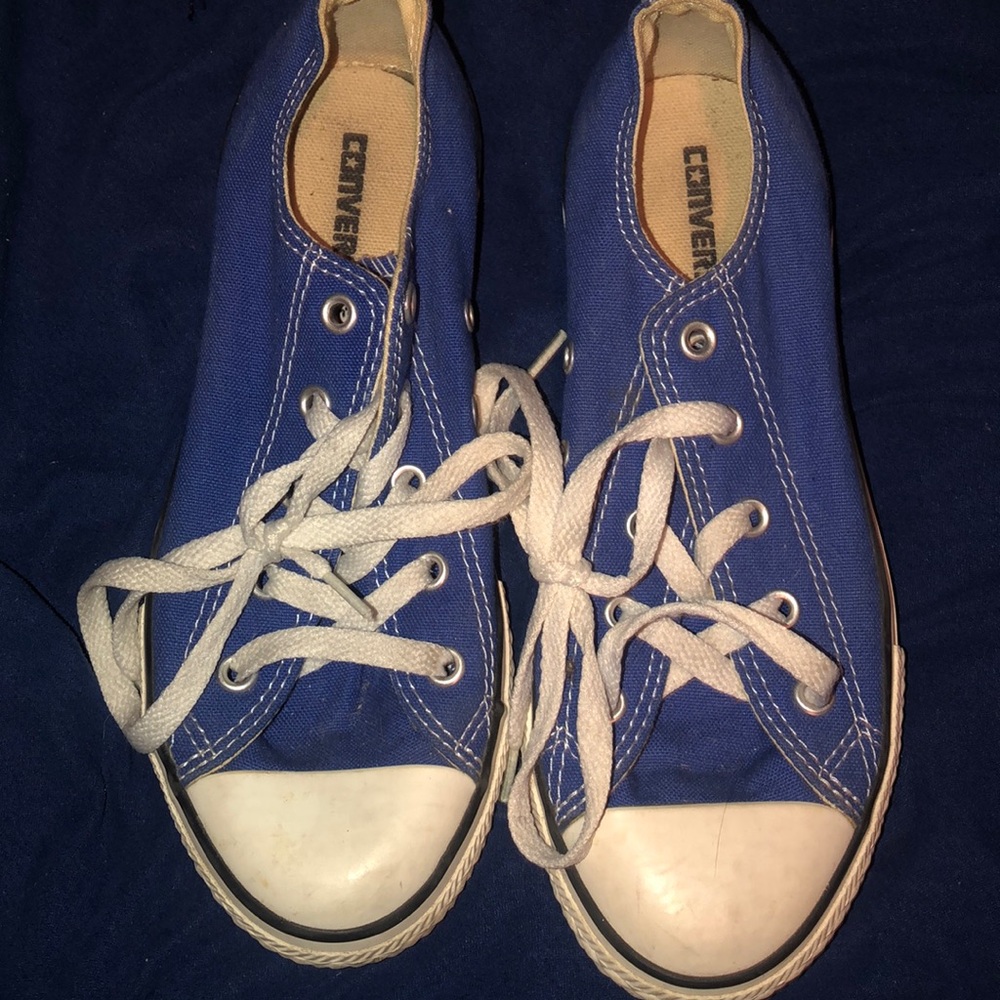 Converse sneakers used youth size 3